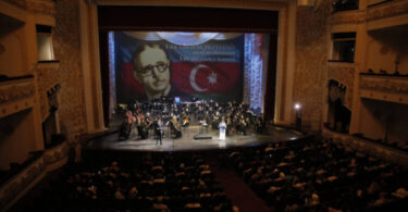 Daşkənddə Üzeyir Hacıbəylinin anadan olmasının 140 illik yubileyi münasibətilə böyük konsert keçirilib
