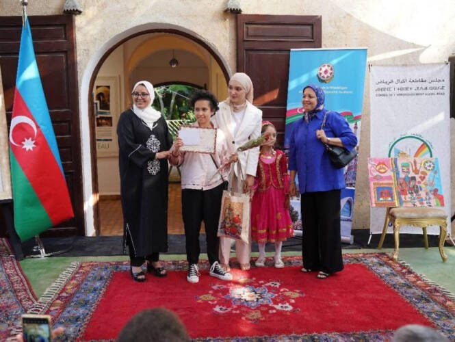Rabatda “Azərbaycan mərakeşli uşaqların gözü ilə” rəsm müsabiqəsinin qalibləri mükafatlandırılıb